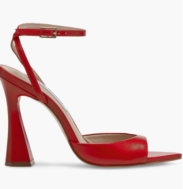 Red pointed 2025 block heels