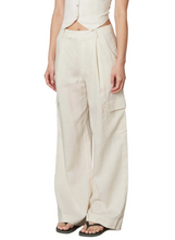 Load image into Gallery viewer, Mid Rise Wide Leg Cargo Trouser