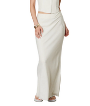 Load image into Gallery viewer, Bias Linen Maxi Skirt