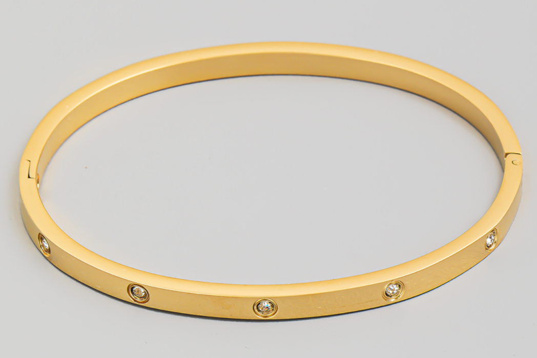 Studded Metallic Solid Clasp Bracelet