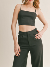 Load image into Gallery viewer, Sleeveless Crop Top