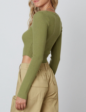 Load image into Gallery viewer, Scoop Neck Ribbed Long Sleeve Top