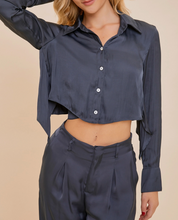 Load image into Gallery viewer, Back Tie Button Up Cropped Top