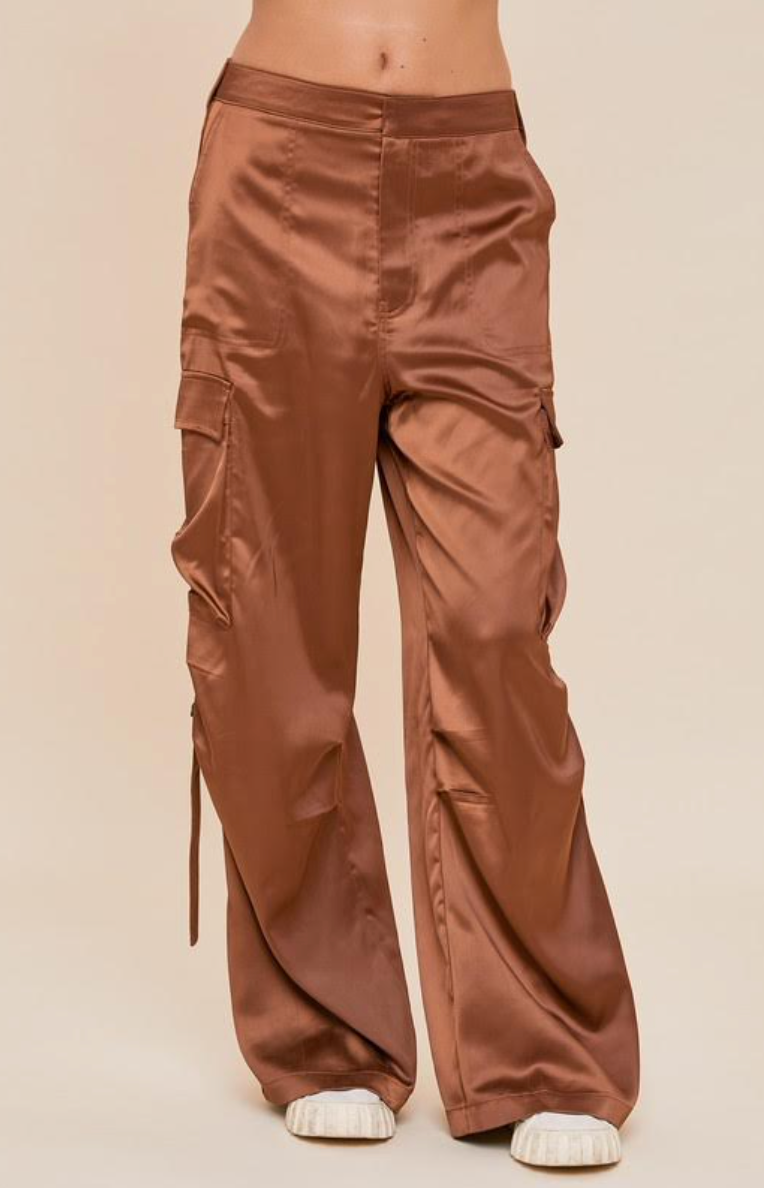 Wide Leg Cargo Pants
