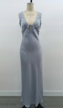 Load image into Gallery viewer, V Neck Floral Midi Dress