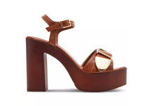 Load image into Gallery viewer, Ankle Strap Buckled Wooden Platform Heels