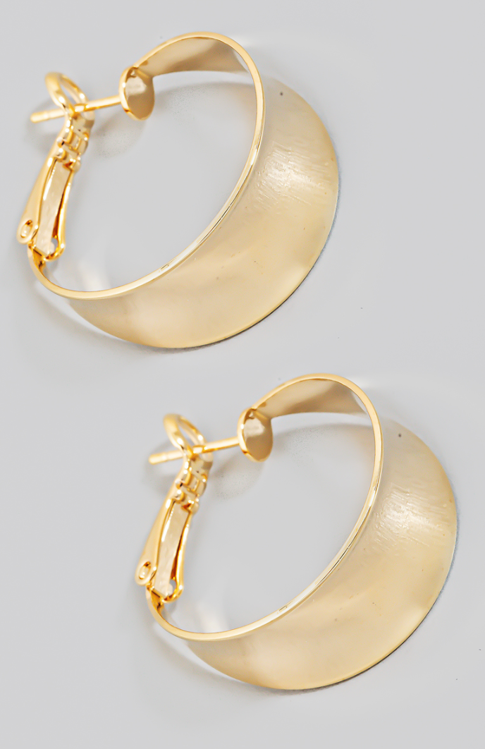 Wide Metallic Latch Hoop Earrings