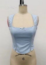 Load image into Gallery viewer, Sleeveless Lace Up Back Crop Top