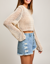 Load image into Gallery viewer, Long Sleeve Round Neck Crop Top