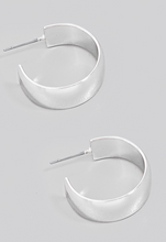 Load image into Gallery viewer, Wide Metallic Hoop Earrings