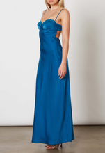 Load image into Gallery viewer, Sleeveless Underwire Cut Out Back Maxi Dress