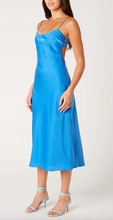 Load image into Gallery viewer, Sleeveless Bias Open Back Midi Dress