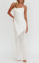 Load image into Gallery viewer, Scoop Neck Maxi Dress