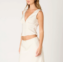 Load image into Gallery viewer, V Neck Bias Cut Top