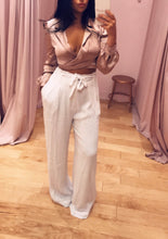 Load image into Gallery viewer, High Waisted Wide Leg Self Belt Pants