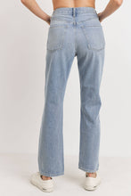 Load image into Gallery viewer, High Rise Straight Leg Jeans