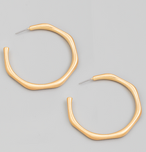 Load image into Gallery viewer, Metallic Circle Hoop Open Earrings