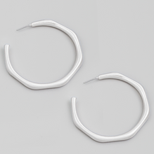 Load image into Gallery viewer, Metallic Circle Hoop Open Earrings