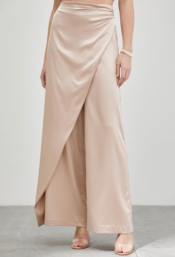 Overlapping Pants