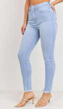Load image into Gallery viewer, High Rise Distressed Fray Skinny Jeans