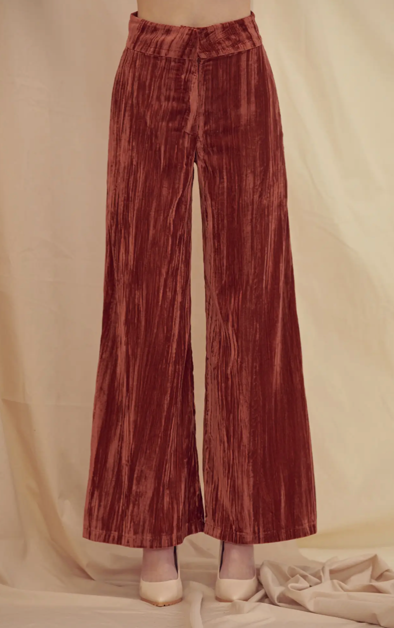 【U LAN】Wrinkle Velour Wide Training Pants UA Velour Women's Track Pants | Under Armour