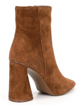 Load image into Gallery viewer, Suede Pointed Toe Booties