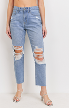Load image into Gallery viewer, High Rise Distressed Raw Hem Jeans
