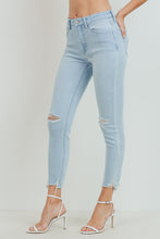 Load image into Gallery viewer, High Rise Destroyed Skinny Jean