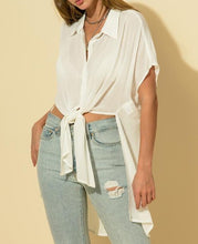 Load image into Gallery viewer, Short Sleeve Collared Button Top
