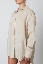 Load image into Gallery viewer, Oversized Linen Shirt