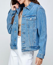 Load image into Gallery viewer, Classic Oversize Denim Jean Jacket