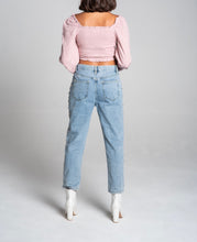 Load image into Gallery viewer, Smock Ruch Sweetheart Long Sleeve Crop Top